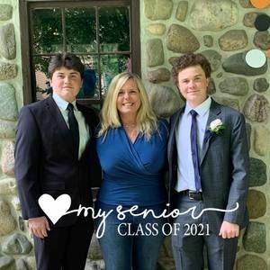 Meet your Posher, Laura